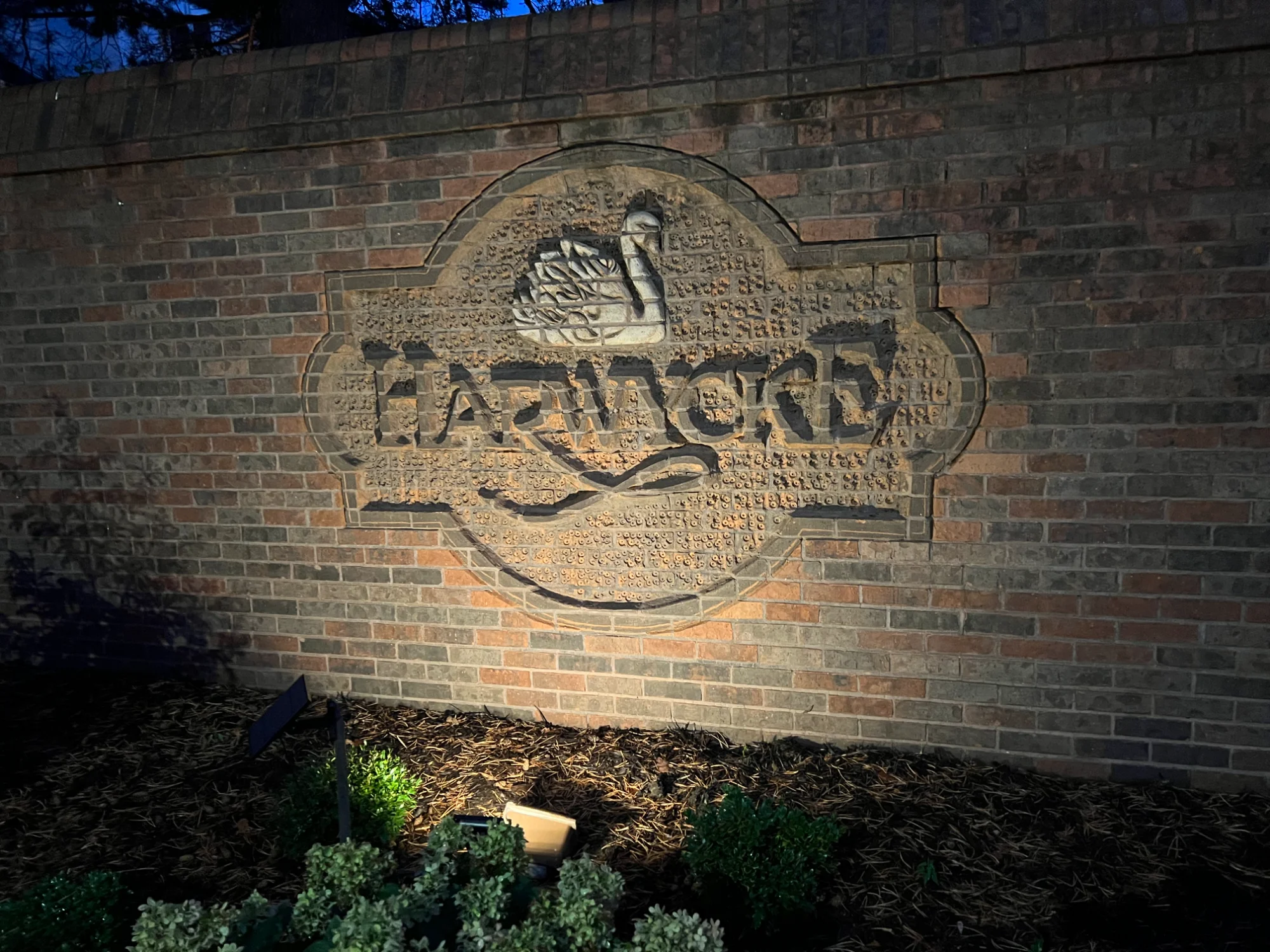 Harwycke Swan Monument